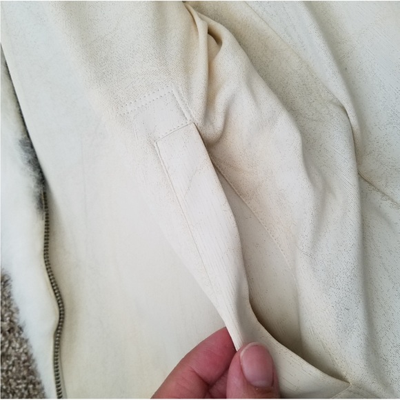 Warm Vintage Leopard Faux Fur Coat! - Picture 5 of 8